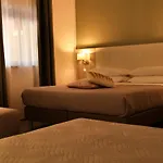 Pausania