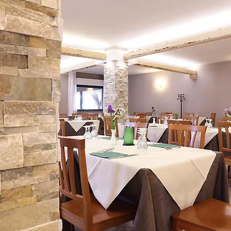 Otel Pausania Tempio Pausania