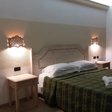 Pausania Hotel