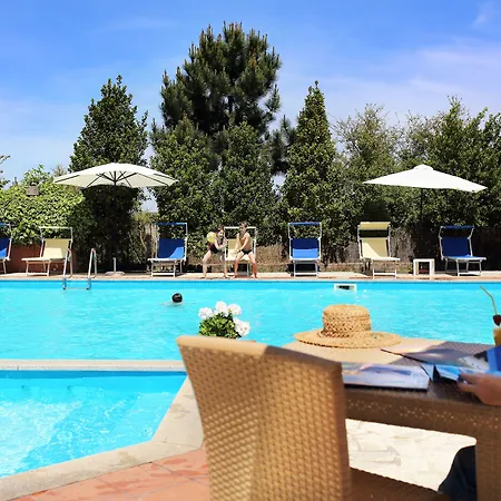 保萨尼亚酒店 滕皮奥保萨尼亚