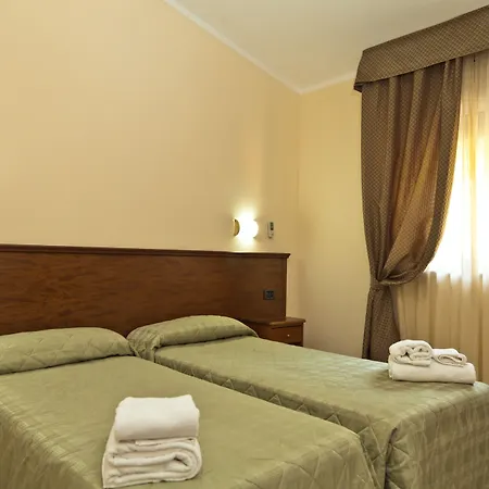 Pausania Hotel 3*