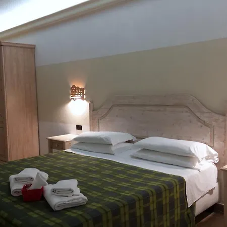Hotel Pausania 3*