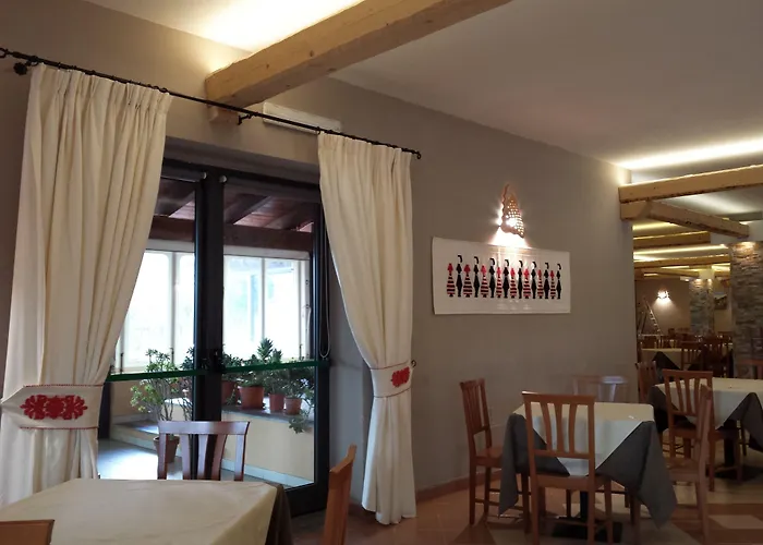 Pausania 3* تيمبيو باوسانيا