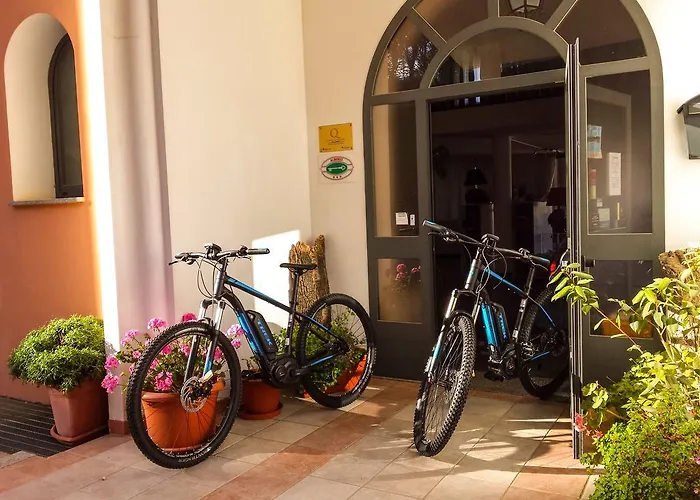 Hotel Pausania 3*